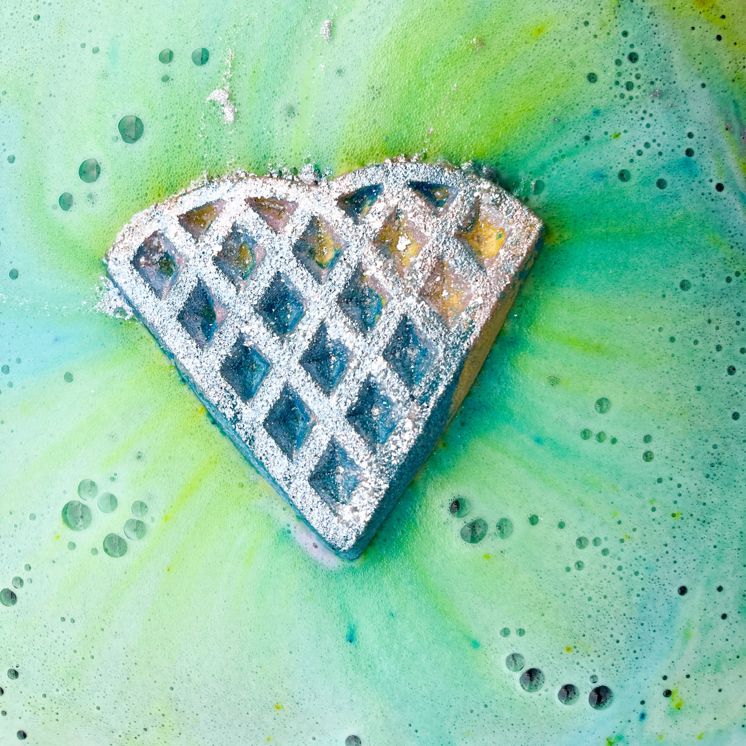 loco coco COCKTAIL WAFFLE BATH BOMB 65g