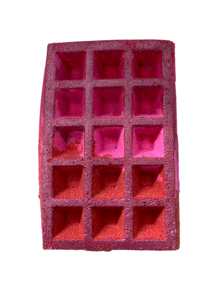 aries waffle bath bomb in red, pink, hot pink with painted dark pink biodegradable plastic free glitter 
